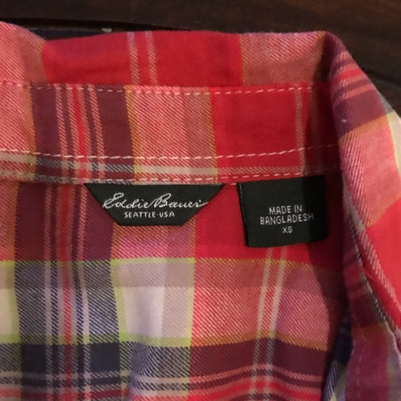 Eddie Bauer fitted button up - Picture 3 of 3